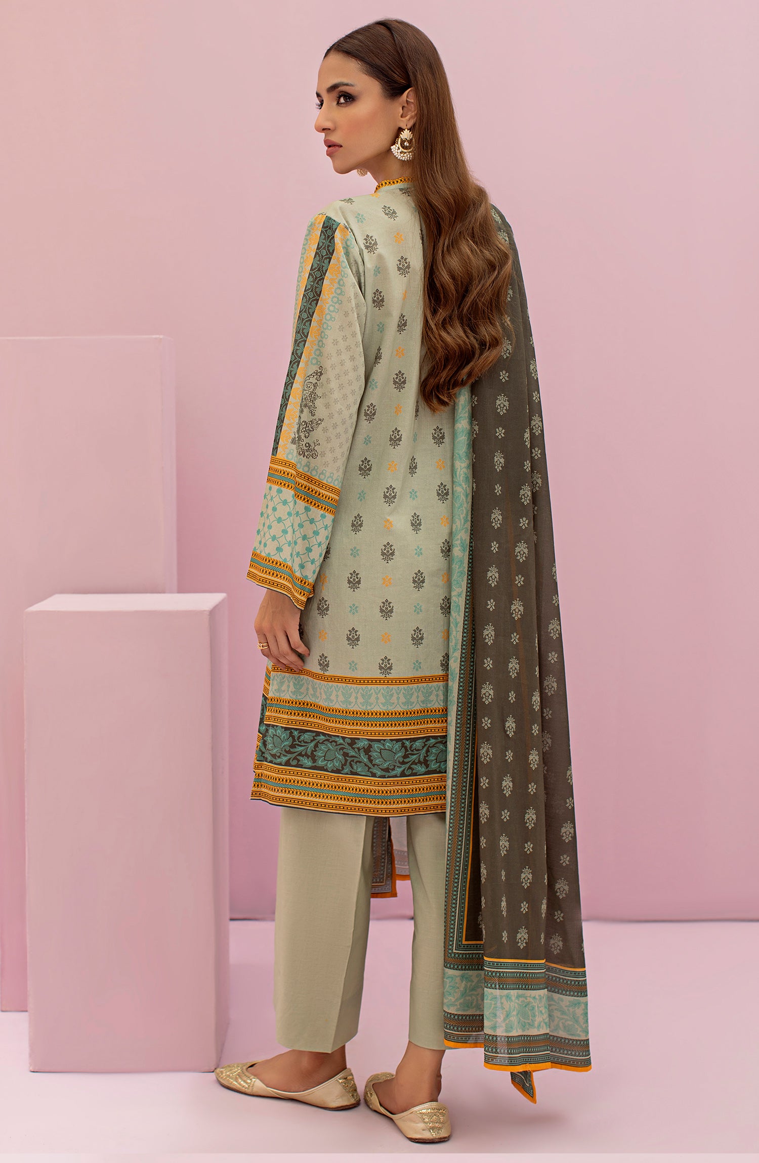 OTL-22-094/U GREEN LAWN  UNSTITCHED SHIRT DUPATTA PANTS