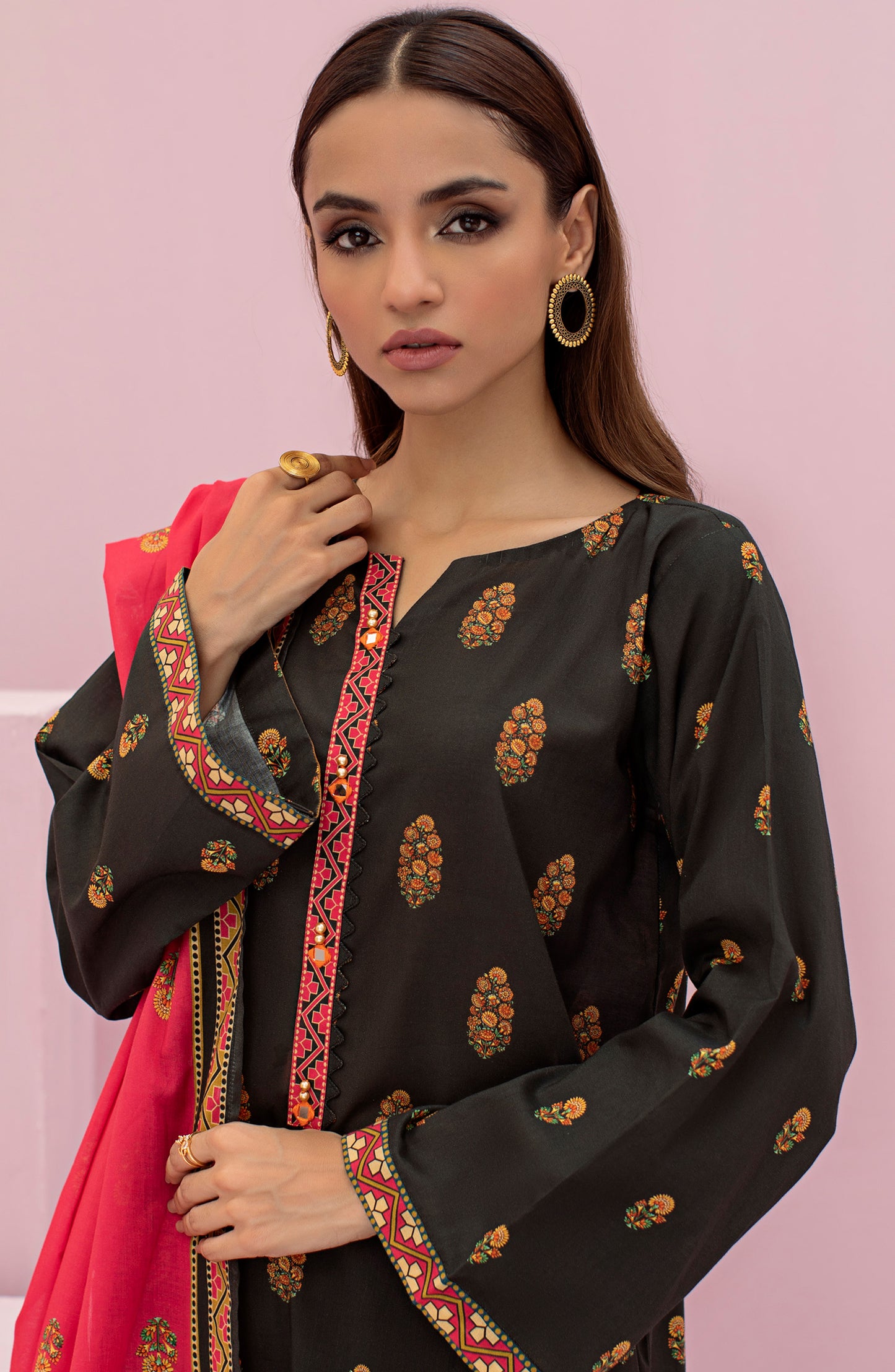 OTL-22-096/U BLACK LAWN  UNSTITCHED SHIRT DUPATTA PANTS
