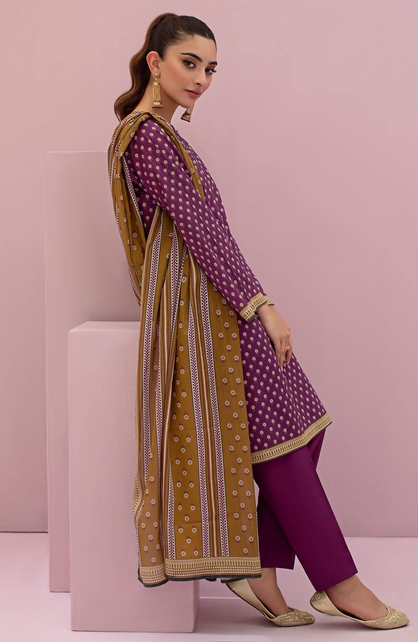 OTL-22-120/U PURPLE LAWN  UNSTITCHED SHIRT DUPATTA PANTS