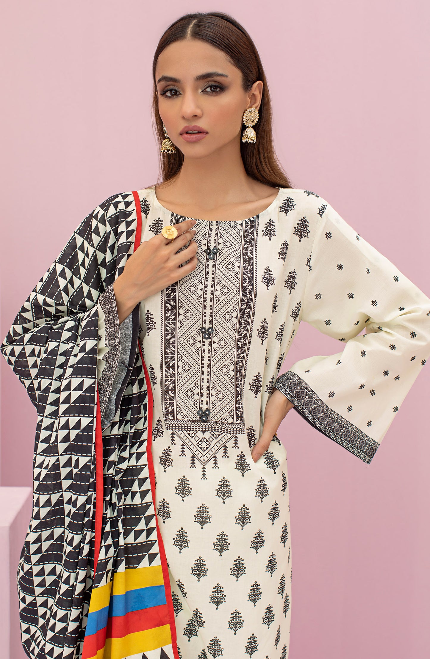 OTL-22-111/U OFF WHITE LAWN  UNSTITCHED SHIRT DUPATTA PANTS