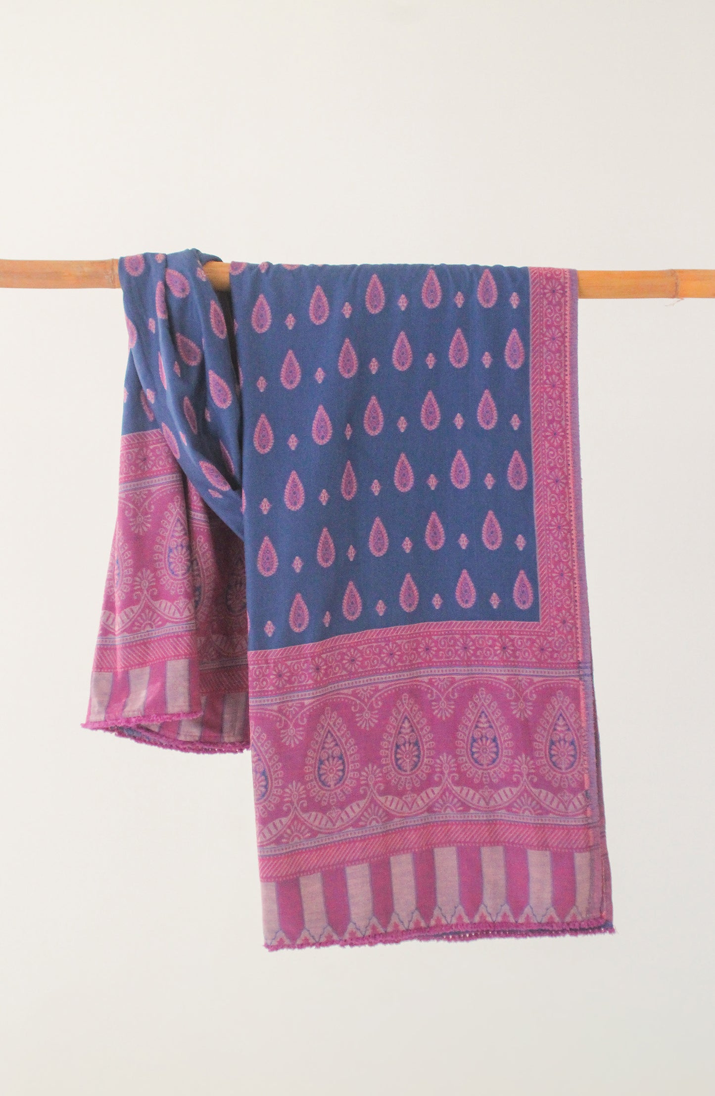 NA-D-PL-22-004 JACQUARD  ACCESSORIES SHAWL