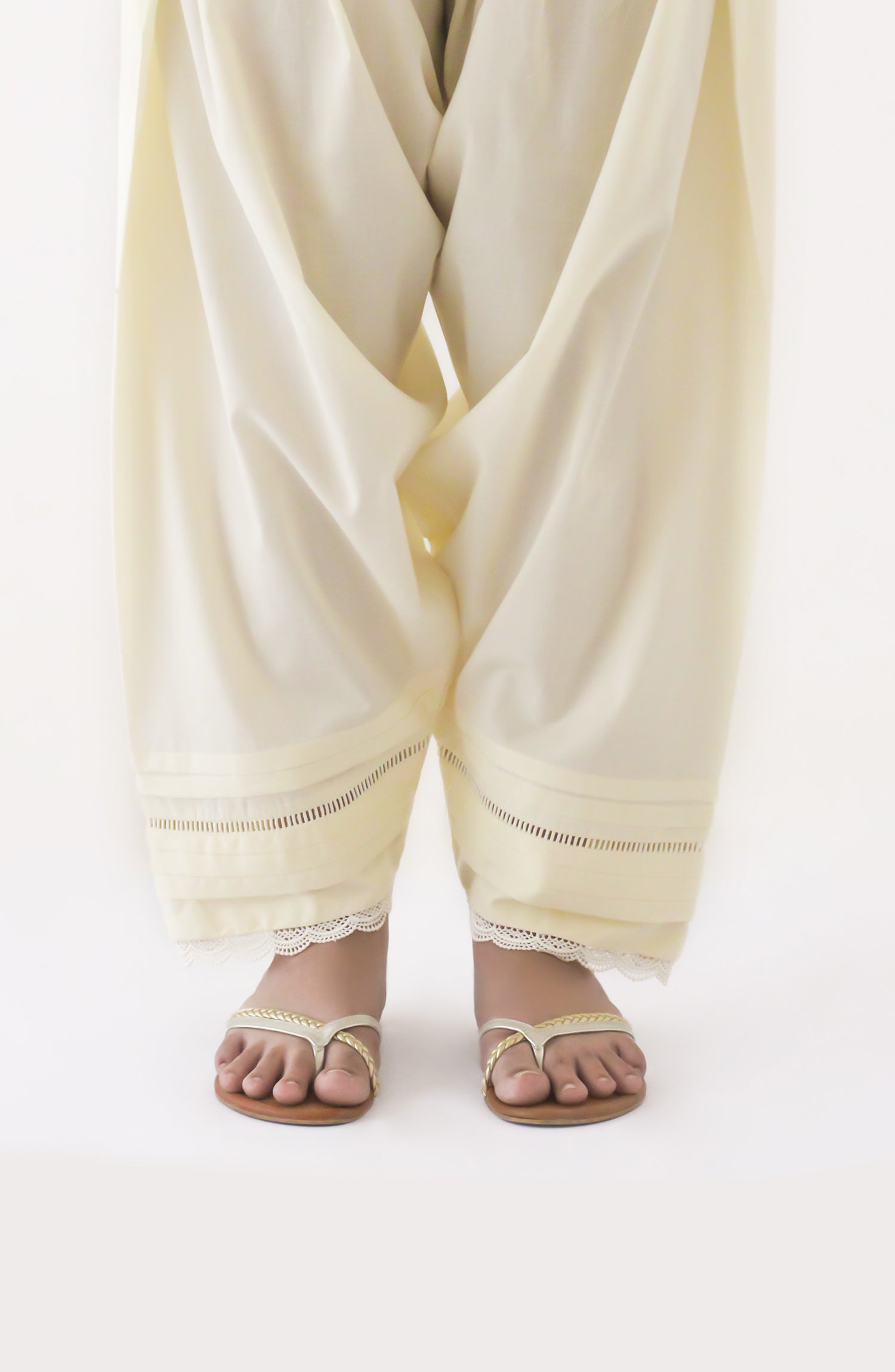 NRP-128/S CREAM CAMBRIC SCSHALWAR STITCHED BOTTOMS SHALWAR