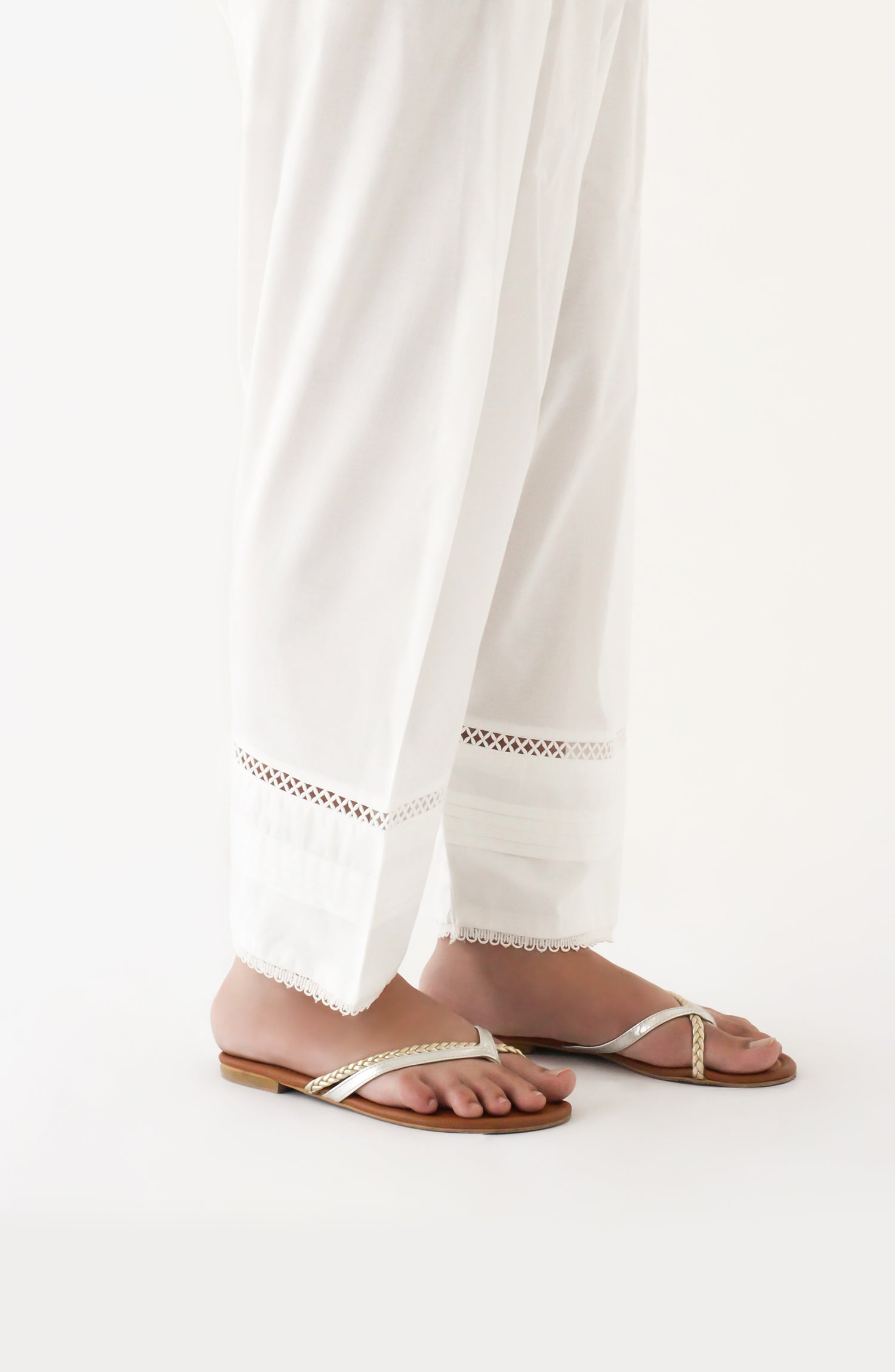 NRP-127/S WHITE CAMBRIC SCSHALWAR STITCHED BOTTOMS SHALWAR