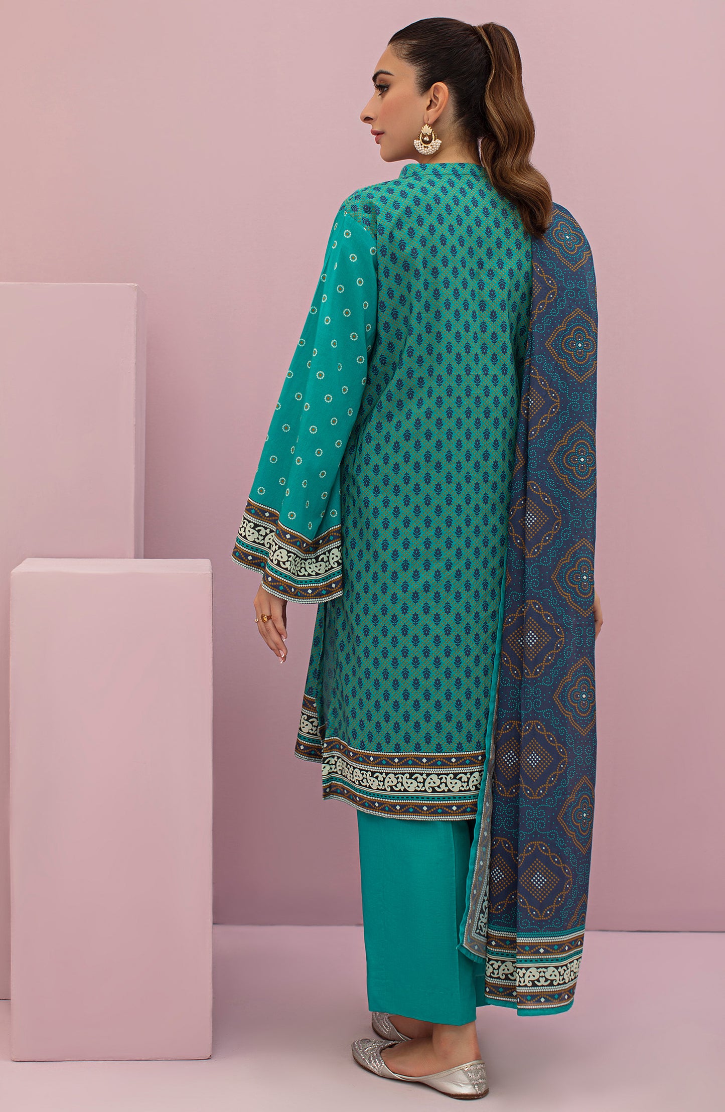 OTL-22-116/U GREEN LAWN  UNSTITCHED SHIRT DUPATTA PANTS