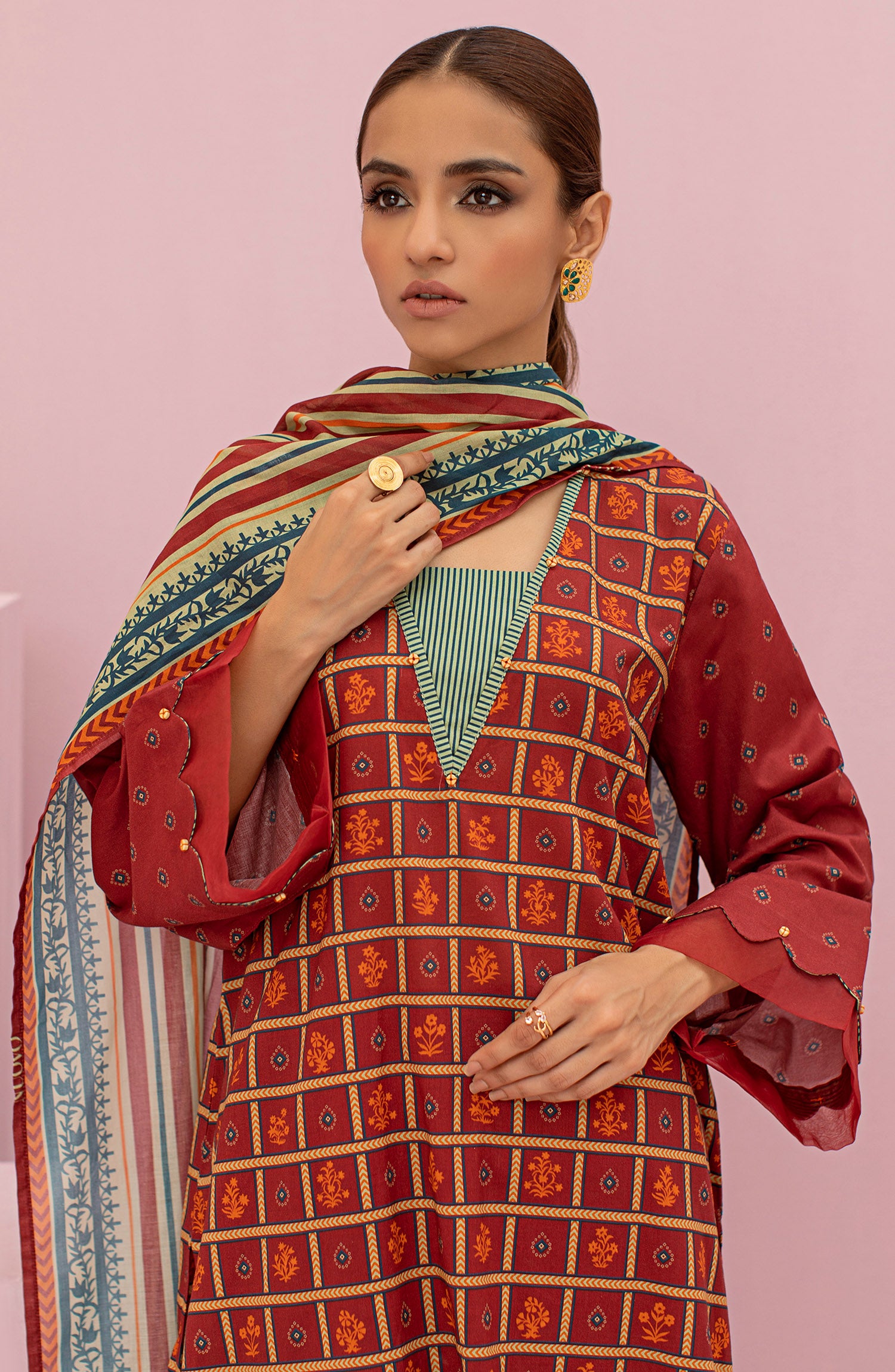 OTL-22-102/U MAROON LAWN  UNSTITCHED SHIRT DUPATTA PANTS