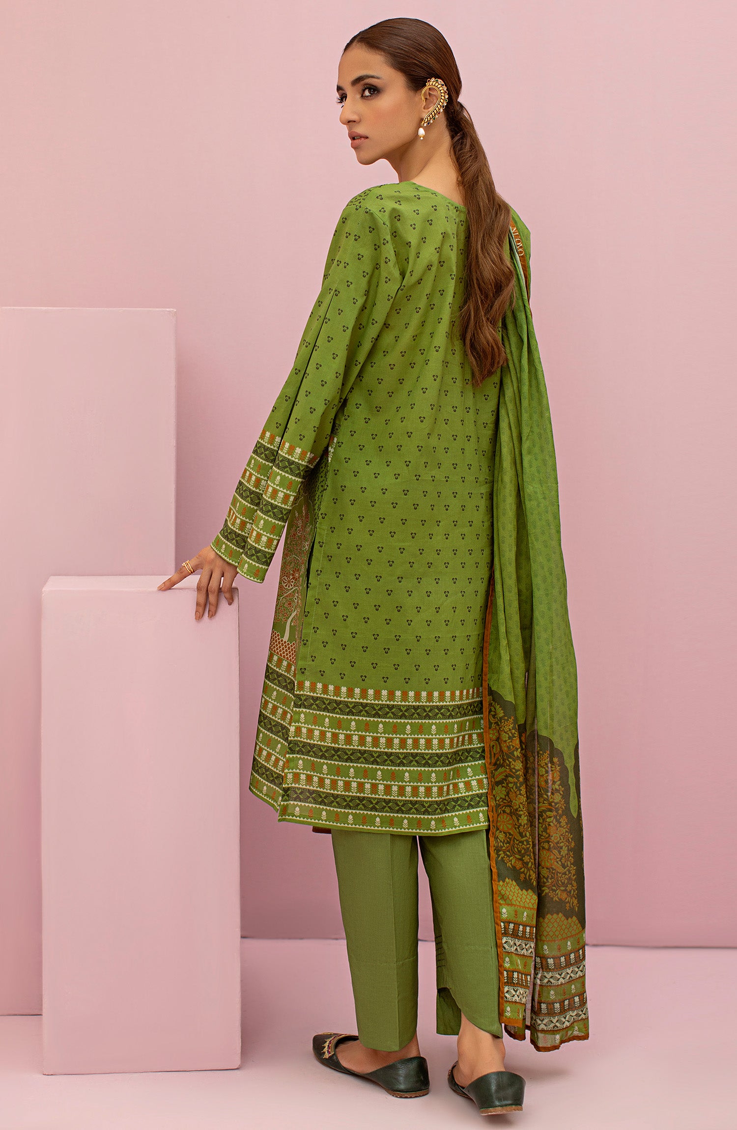 OTL-22-099/U GREEN LAWN  UNSTITCHED SHIRT DUPATTA PANTS