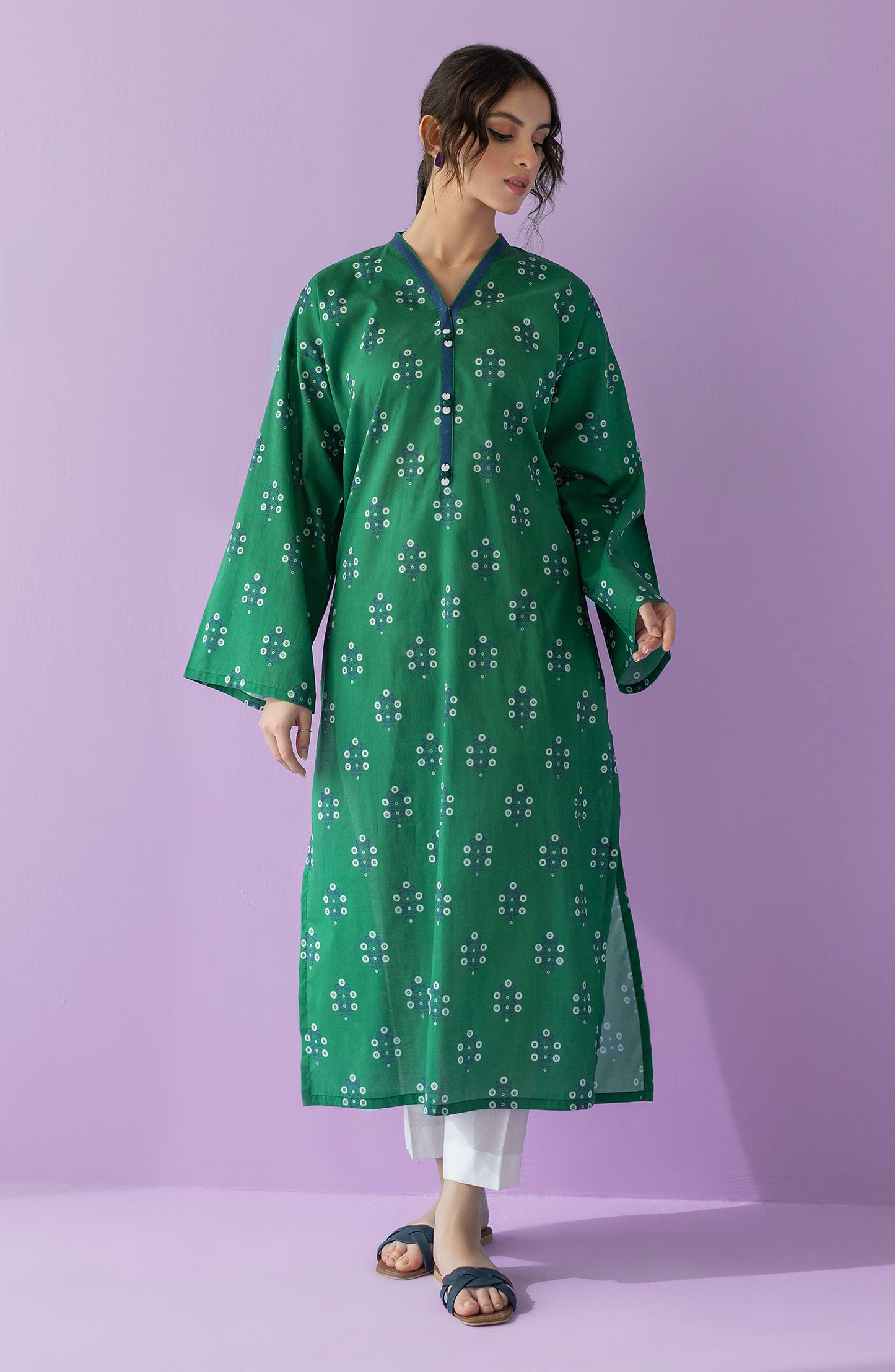 HCS-23-023/U GREEN LAWN SCSHIRT UNSTITCHED SHIRT