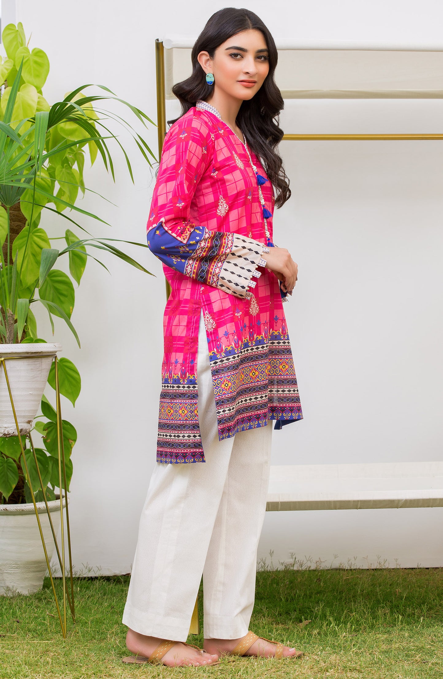 Unstitched 1 Piece Printed Lawn Shirt
