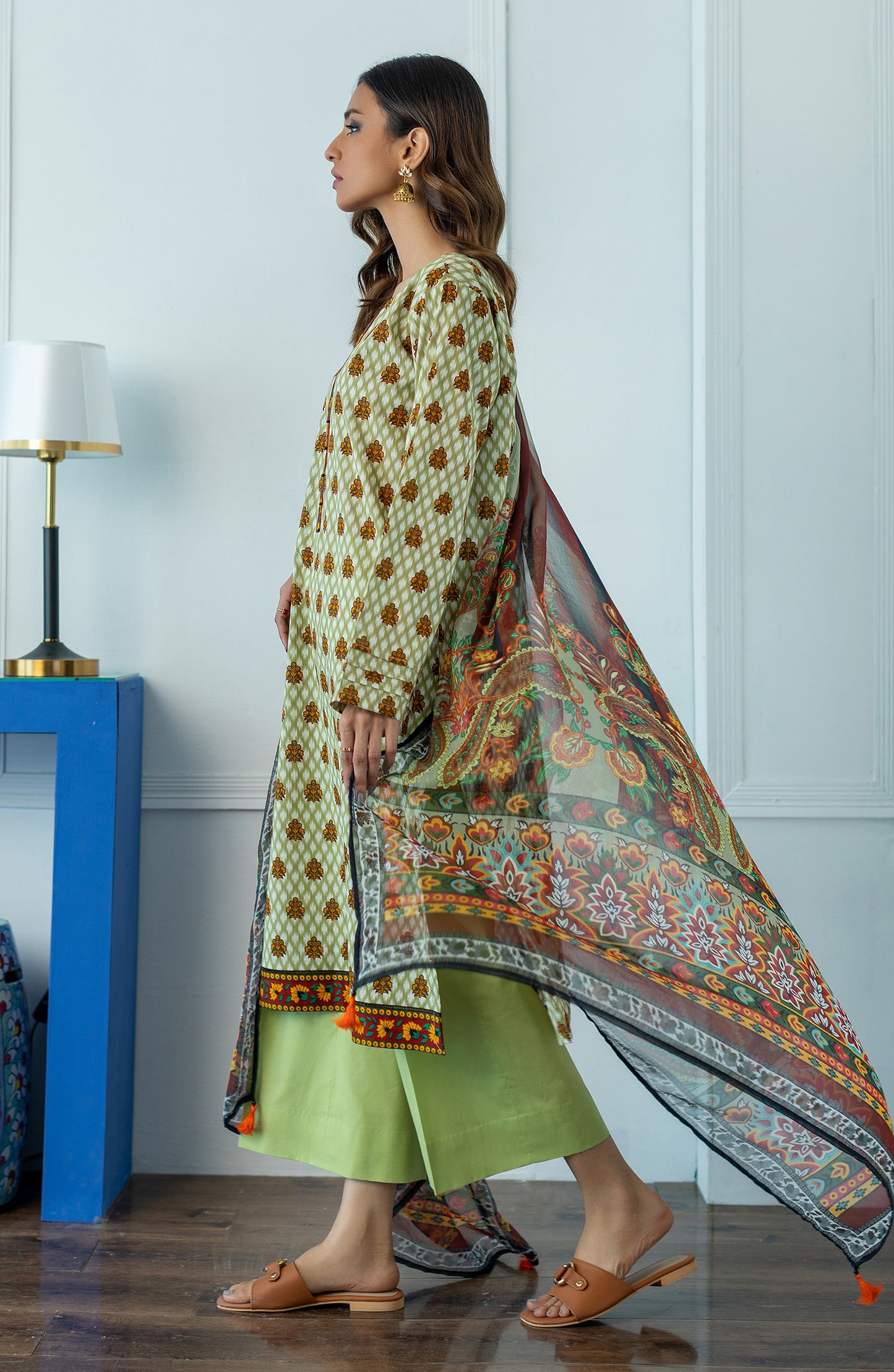 OTL-23-094/U OLIVE LAWN  UNSTITCHED SHIRT DUPATTA PANTS