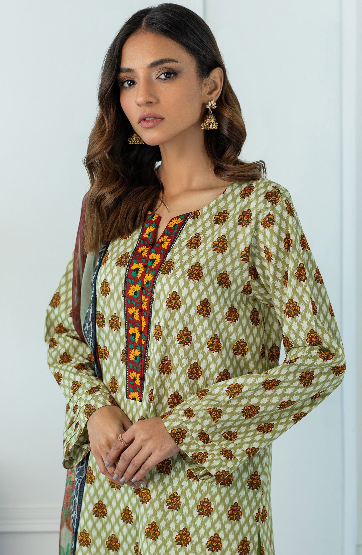 OTL-23-094/U OLIVE LAWN  UNSTITCHED SHIRT DUPATTA PANTS