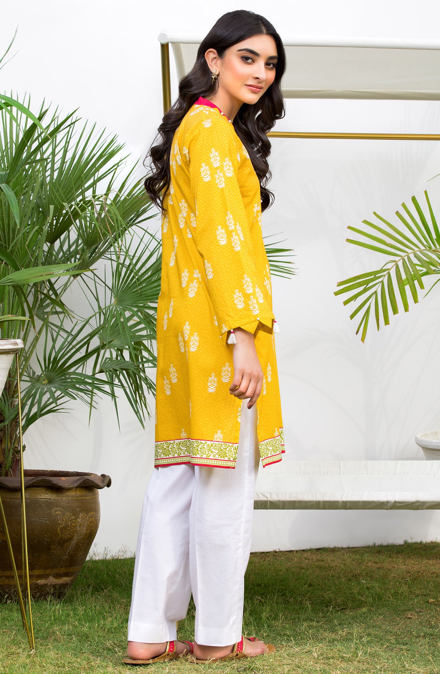 Unstitched 1 Piece Printed Lawn Shirt