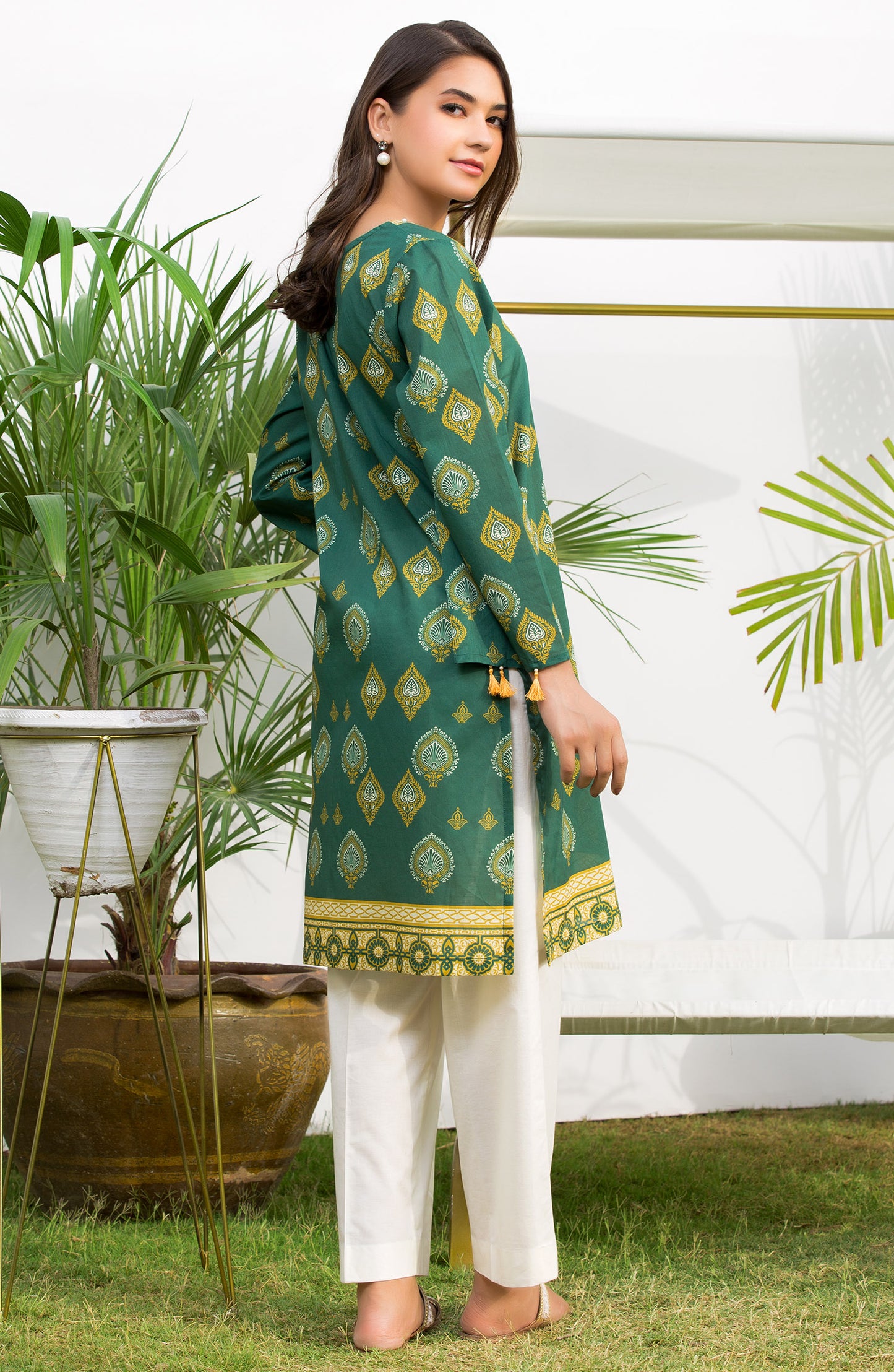Unstitched 1 Piece Printed Lawn Shirt