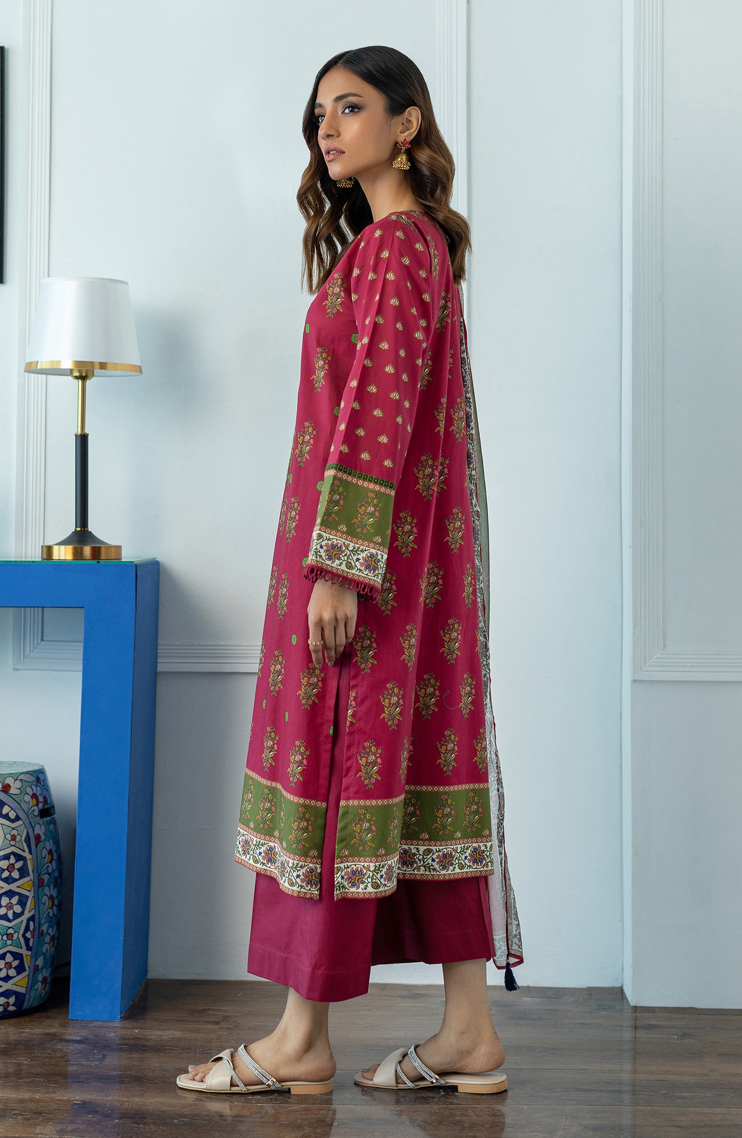 OTL-23-038/U MAROON LAWN  UNSTITCHED SHIRT DUPATTA PANTS