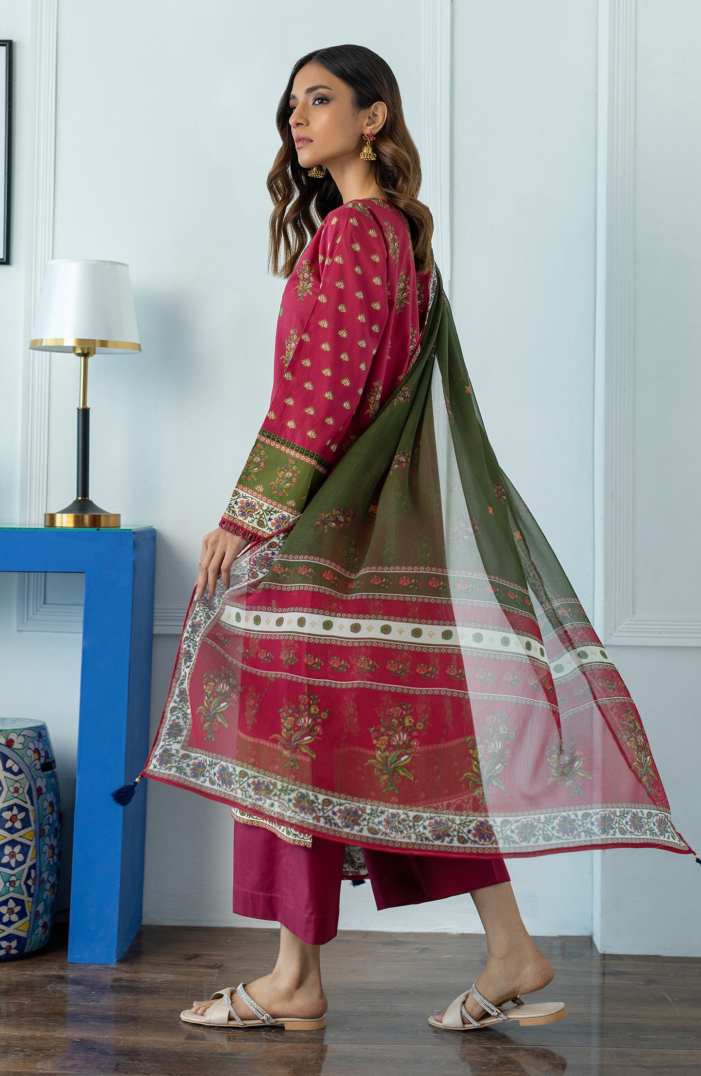 OTL-23-038/U MAROON LAWN  UNSTITCHED SHIRT DUPATTA PANTS
