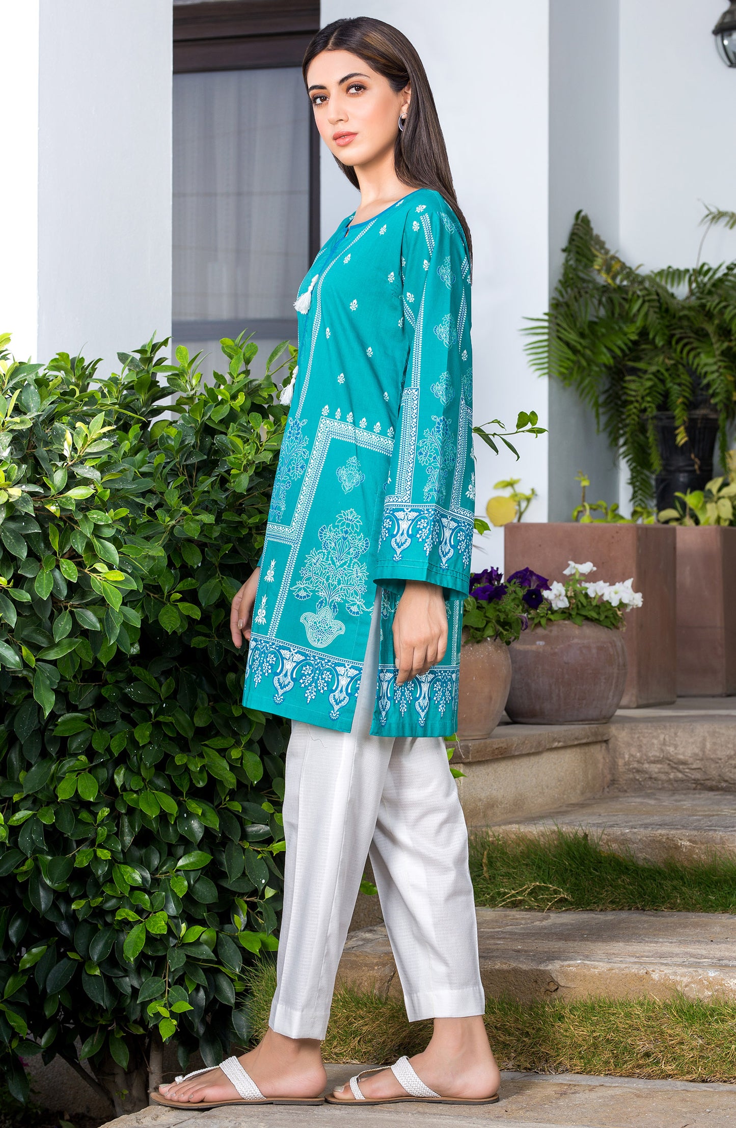 Unstitched 1 Piece Printed Lawn Shirt