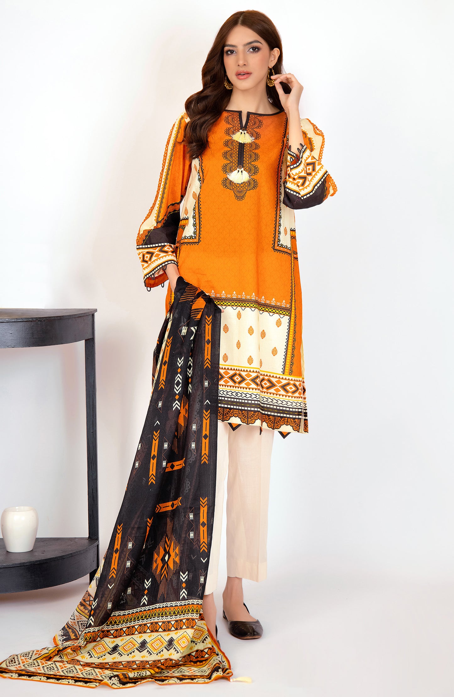 Unstitched 2 Piece Printed Lawn Shirt and Dobby Net Dupatta
