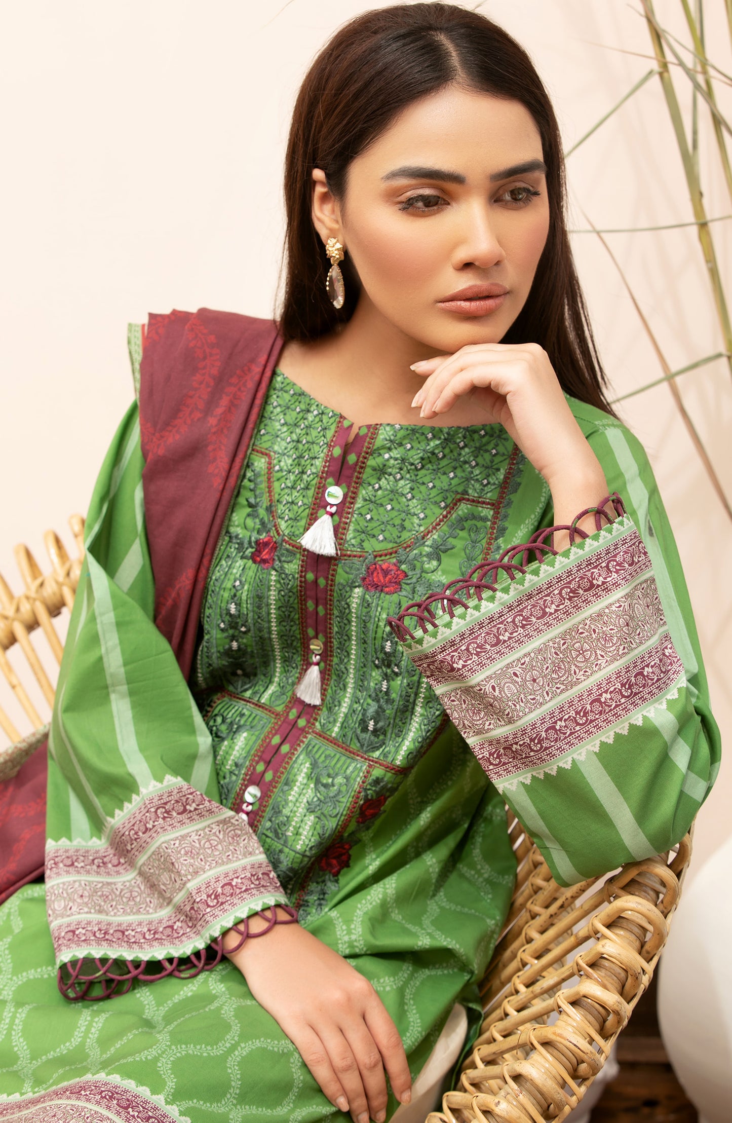 Unstitched 2 Piece Embroidered Lawn Shirt Dupatta