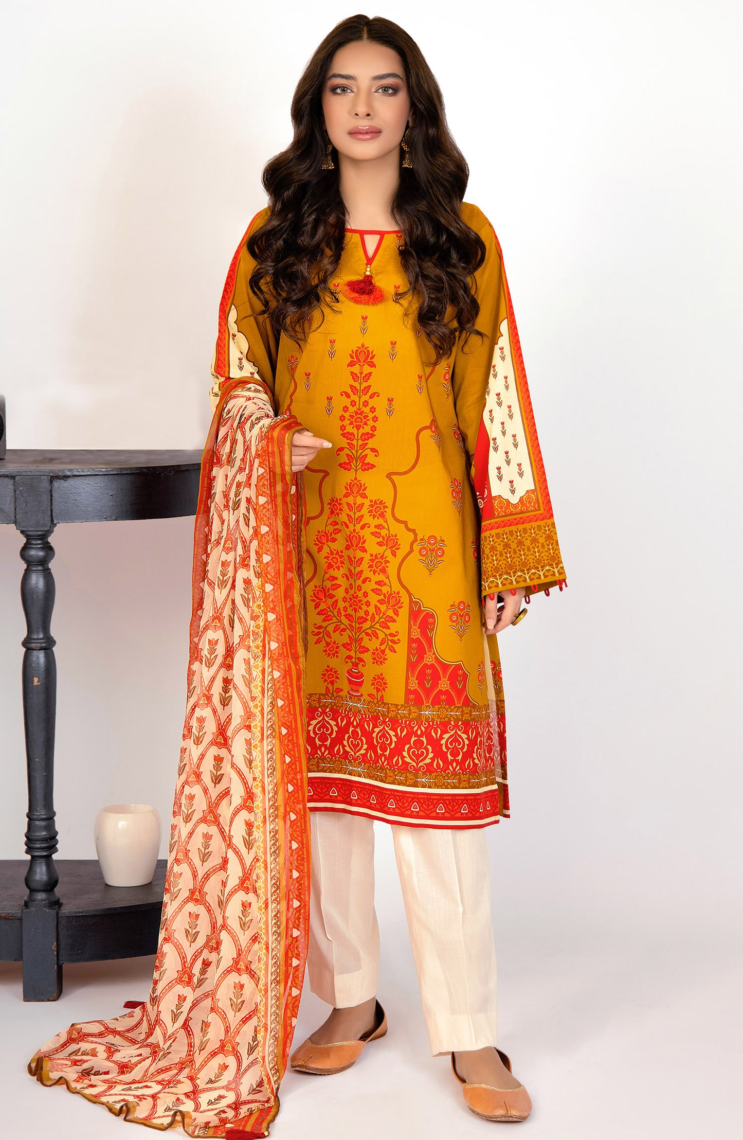 Unstitched 2 Piece Printed Lawn Shirt and Chiffon Dupatta