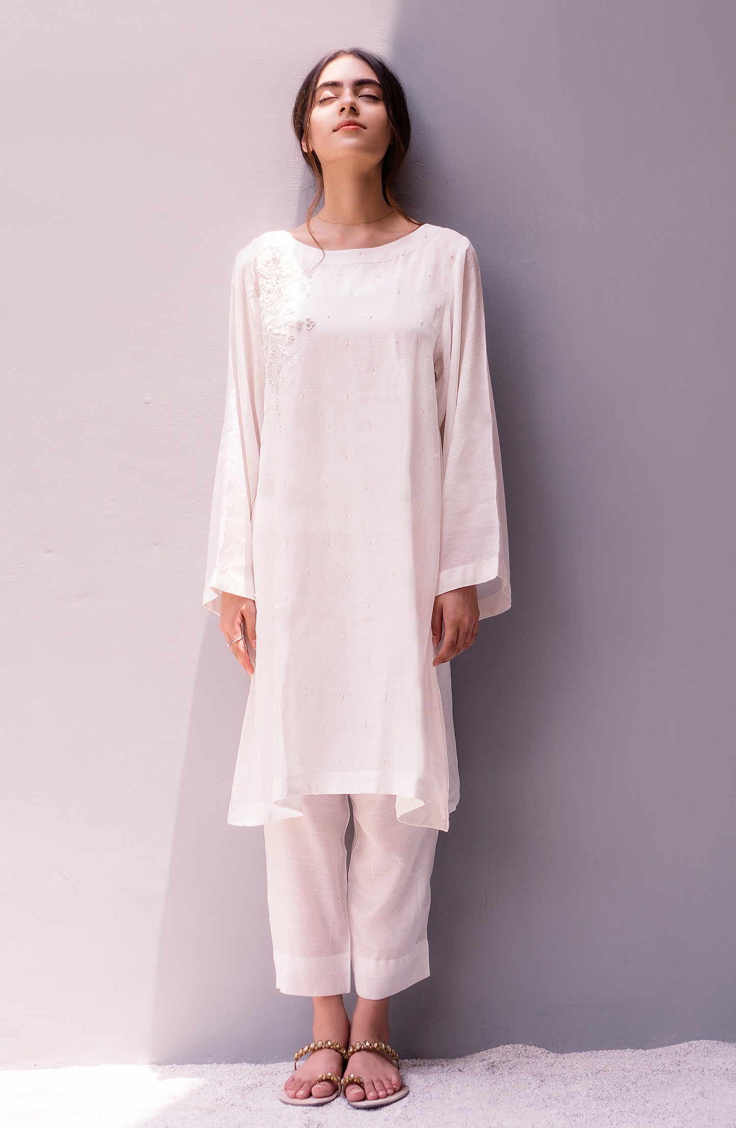 OTL-22-004/U RED LAWN  UNSTITCHED SHIRT DUPATTA PANTS
