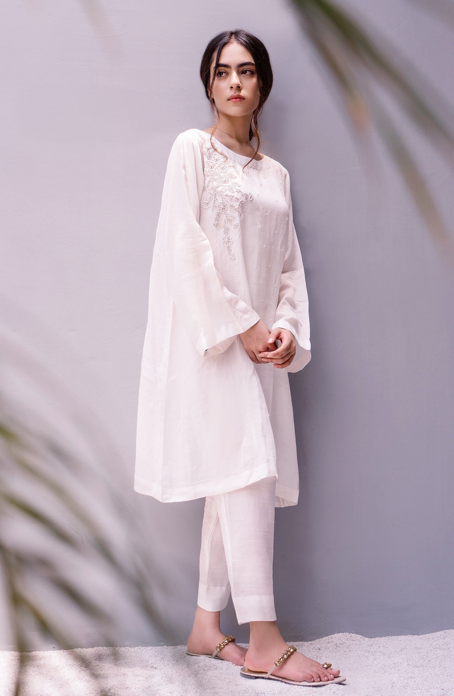 OTL-22-004/U RED LAWN  UNSTITCHED SHIRT DUPATTA PANTS