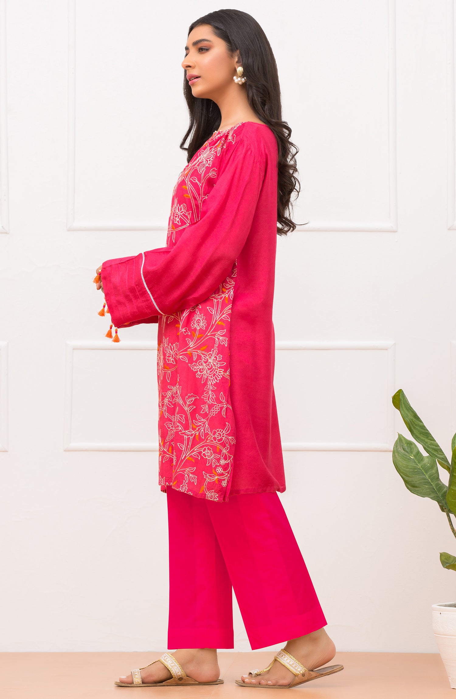 OTL-22-004/U RED LAWN  UNSTITCHED SHIRT DUPATTA PANTS