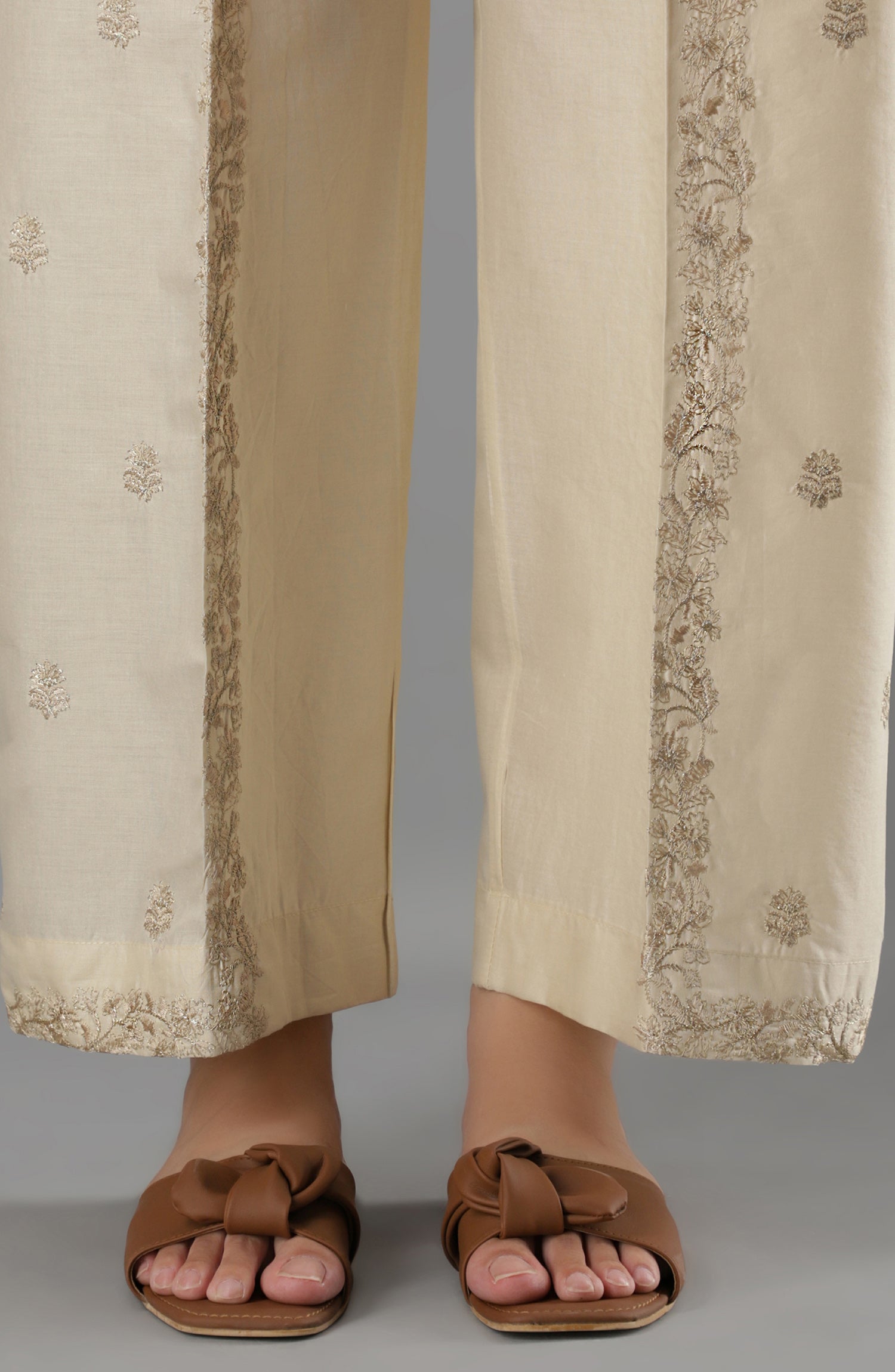 NRPE-64/S BEIGE CAMBRIC SCPANTS STITCHED BOTTOMS PANTS