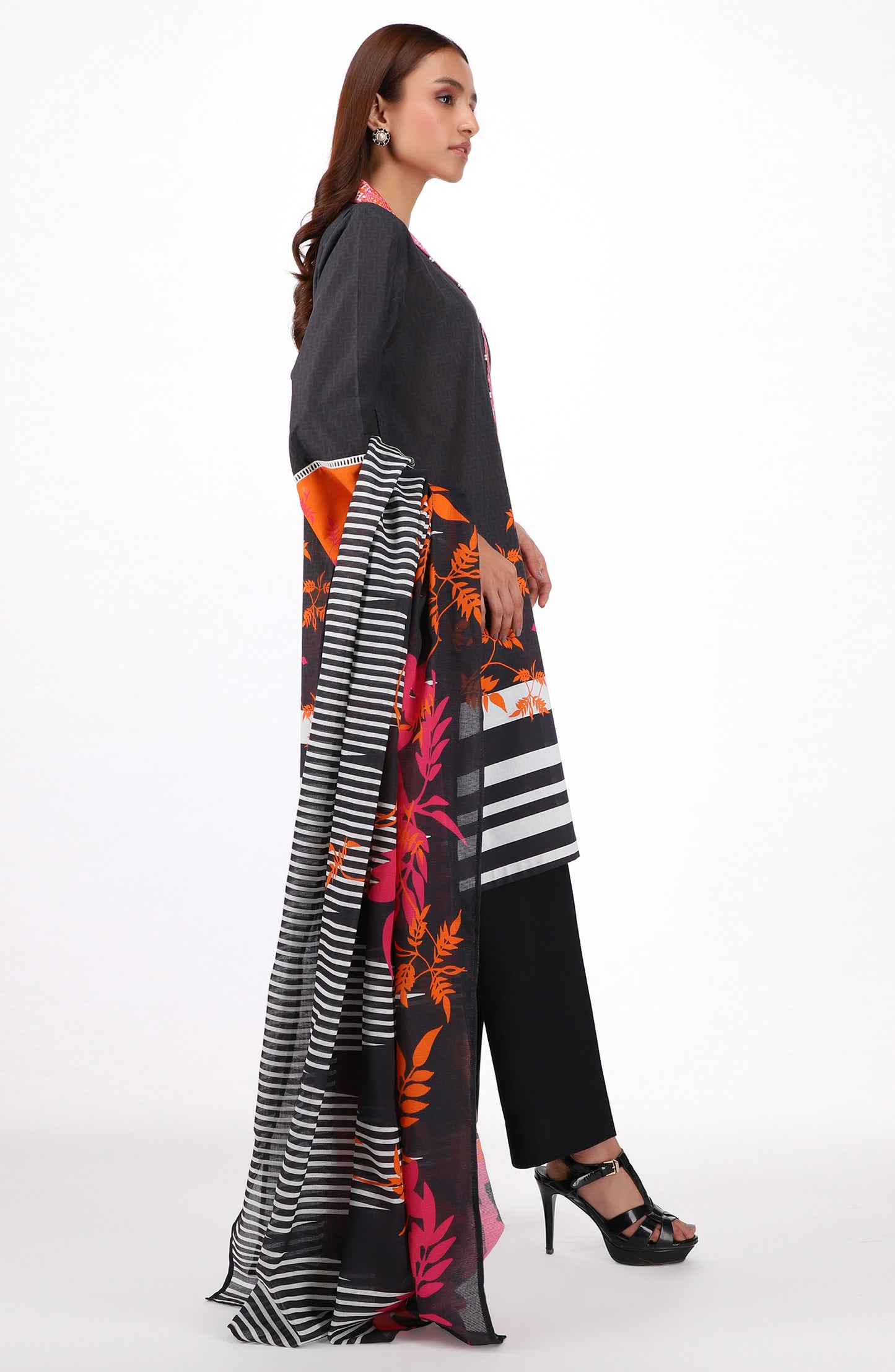 NRDS-22-056/U BLACK CAMBRIC  UNSTITCHED SHIRT DUPATTA
