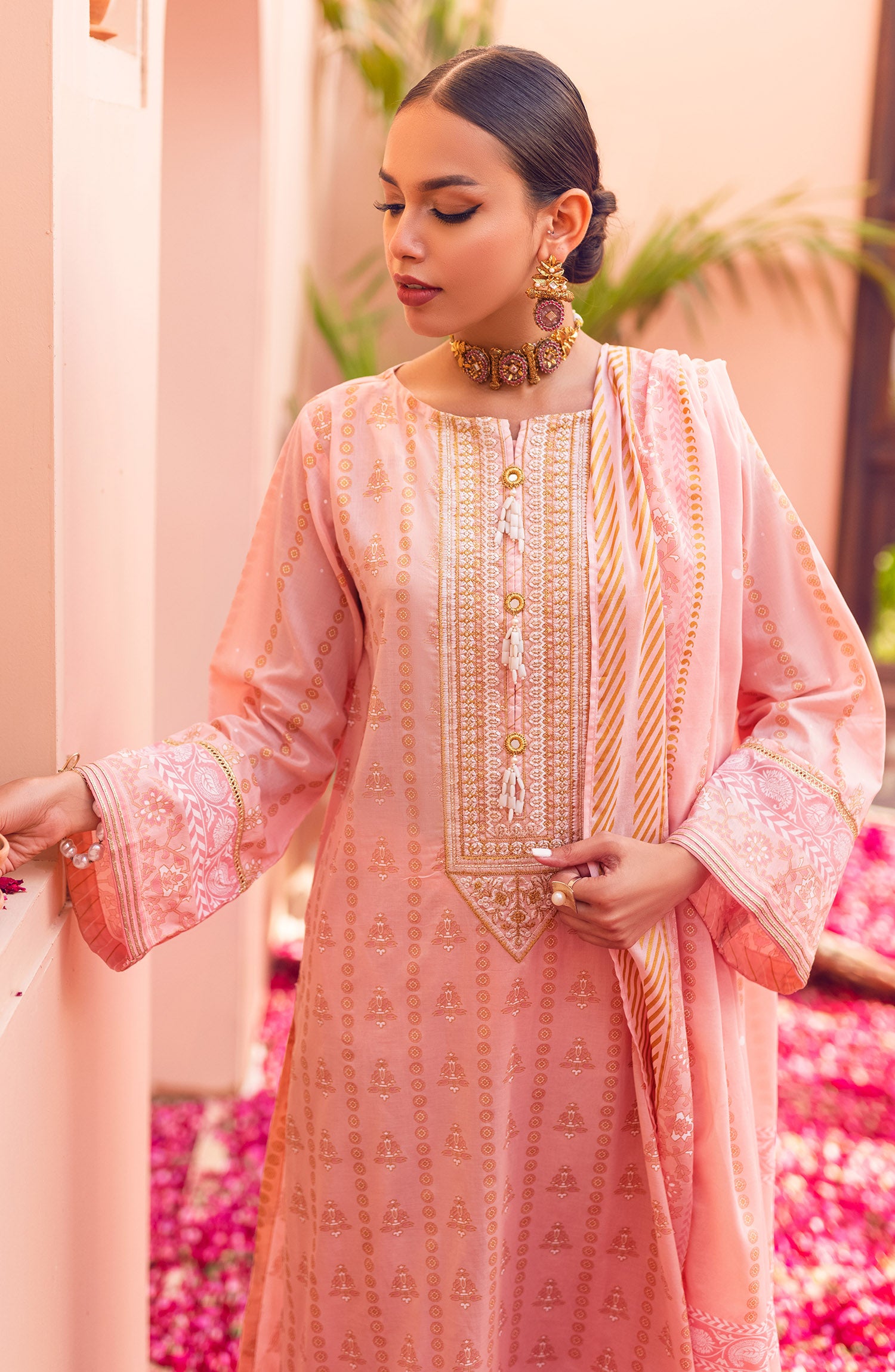 Unstitched 3 Piece Embroidered Lawn Shirt , Cambric Pant and Lawn Dupatta (OTL-22-078/U PINK)