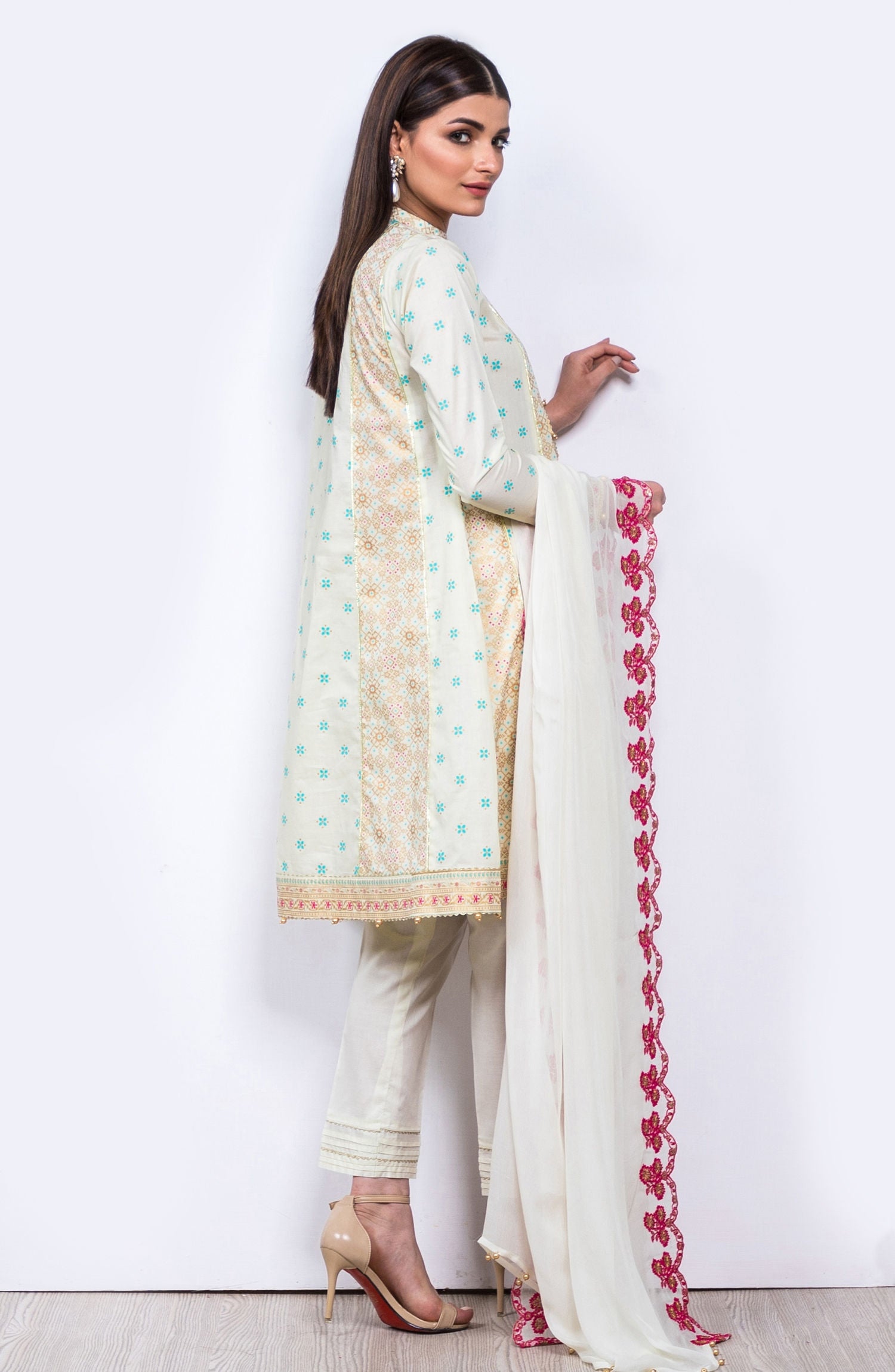 Unstitched 3 Piece Embroidered Lawn Suit (OTL-20-004/A)