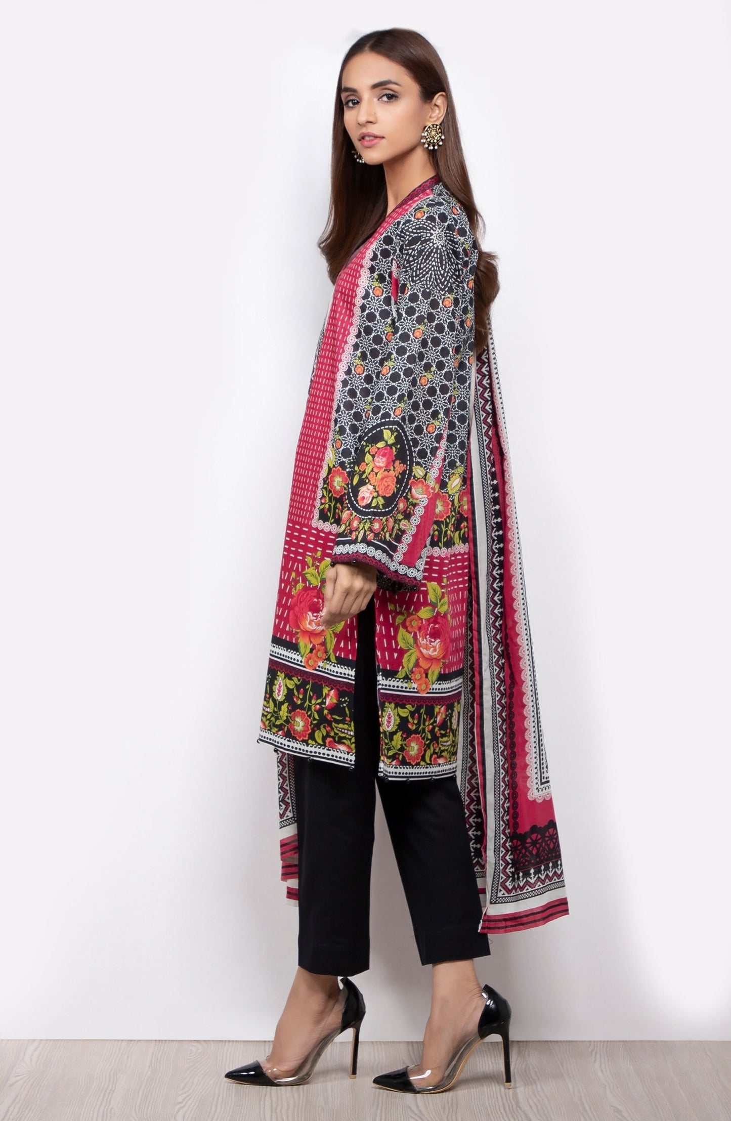Unstitched 3 Piece Printed Suit
