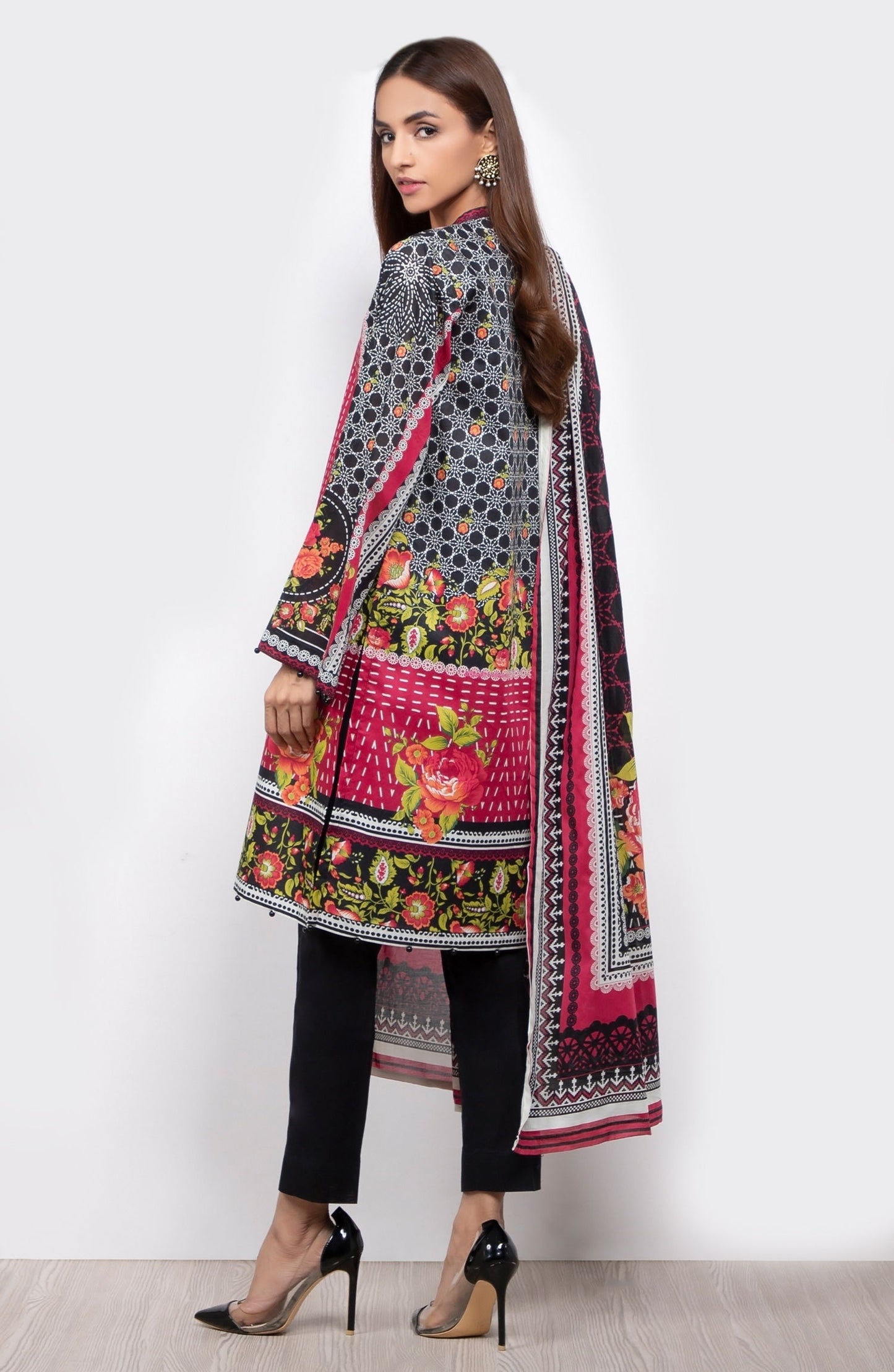 Unstitched 3 Piece Printed Suit